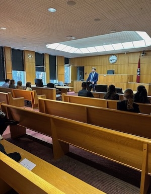 Chattanooga high school students participate in the TBA YLD's Diversity Law Week