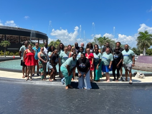 TBA YLD Board members gather at 2023 Fall Meeting in Cancun, Mexico