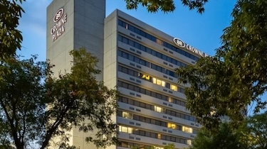 Crowne Plaza Hotel Knoxville